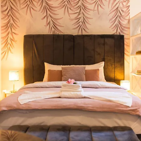 Arghezi Boutique בוקרשט