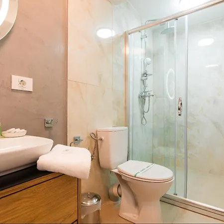 Arghezi Boutique * Bucureşti