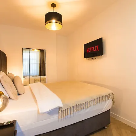 Arghezi Boutique * Bukarest