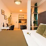 Arghezi Central Boutique * Bucharest