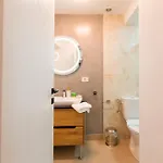 Arghezi Central Boutique Bucharest